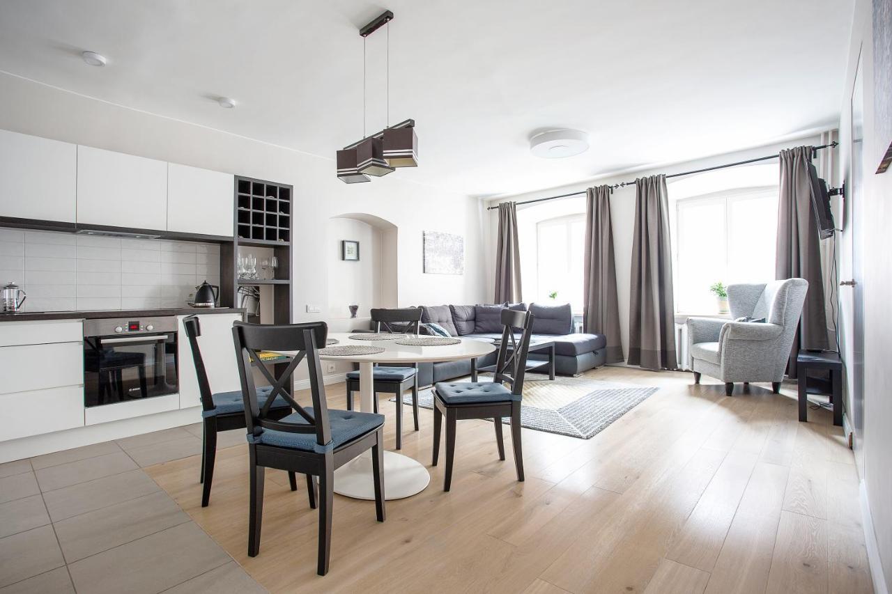Baron'S Town Hall Apartments Vilnius Luaran gambar